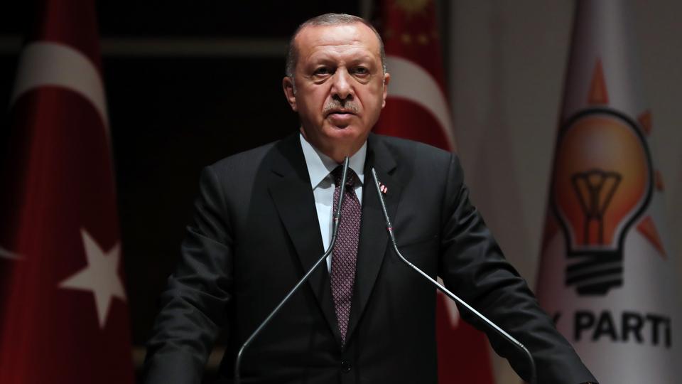 أردوغان يقول لميركل إن الدول الأوروبية يجب عليها أن تكون عادلة ومتزنة في مسألة شرقي المتوسط