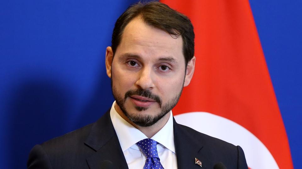 وزير الخزانة والمالية التركي توقع انخفاض عجز الميزانية تدريجياً خلال البرنامج الاقتصادي الجديد