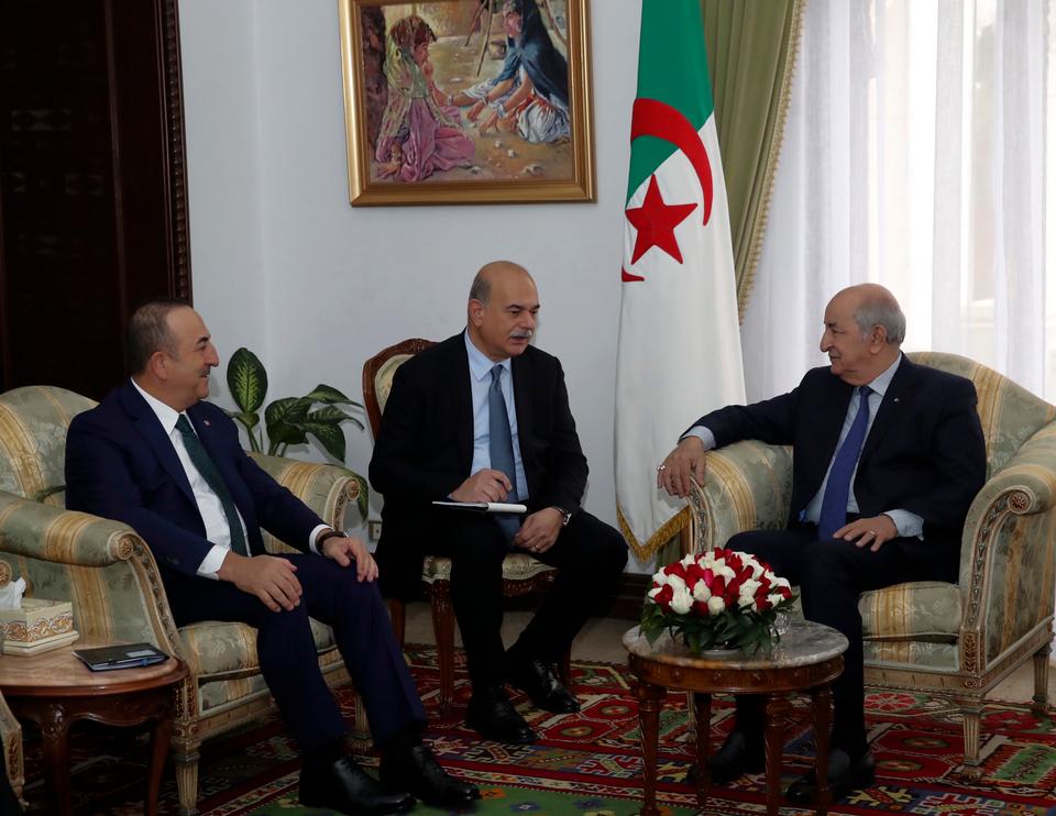 حسب محللين فإن القوة الاقتصادية والعسكرية المتنامية لتركيا على مدى العقدين الماضيين قد أسهمت أيضاً في تعديل الحسابات السياسية للجزائر
