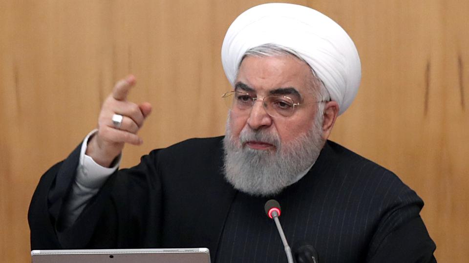 الرئيس الإيراني حسن روحاني يقول إن بلاده تتعرض لعقوبات اقتصادية قل نظيرها في تاريخ العالم