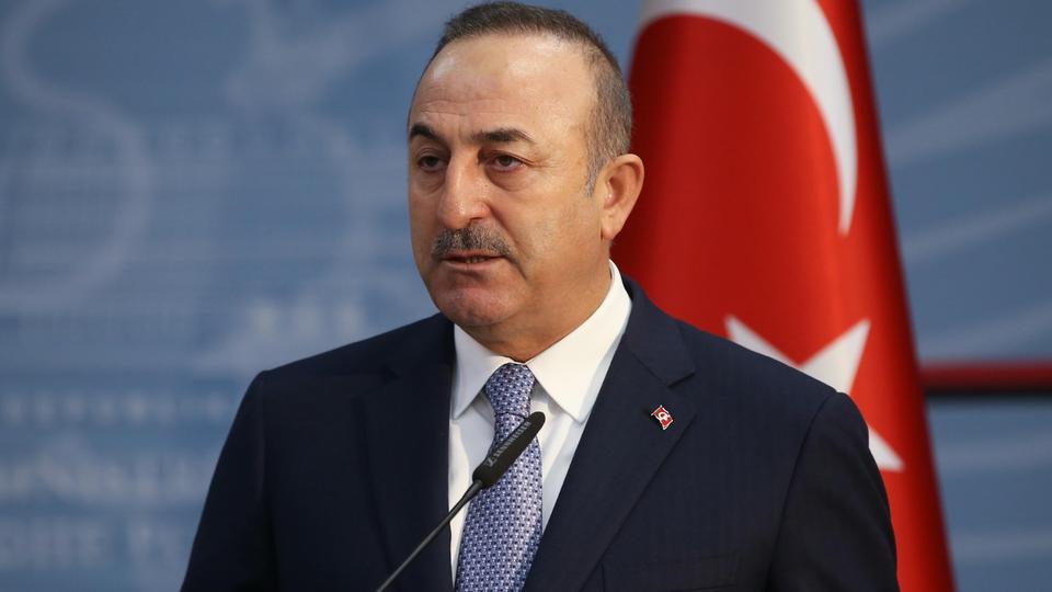 وزير الخارجية التركي يؤكد وقوف بلاده إلى جانب أذربيجان