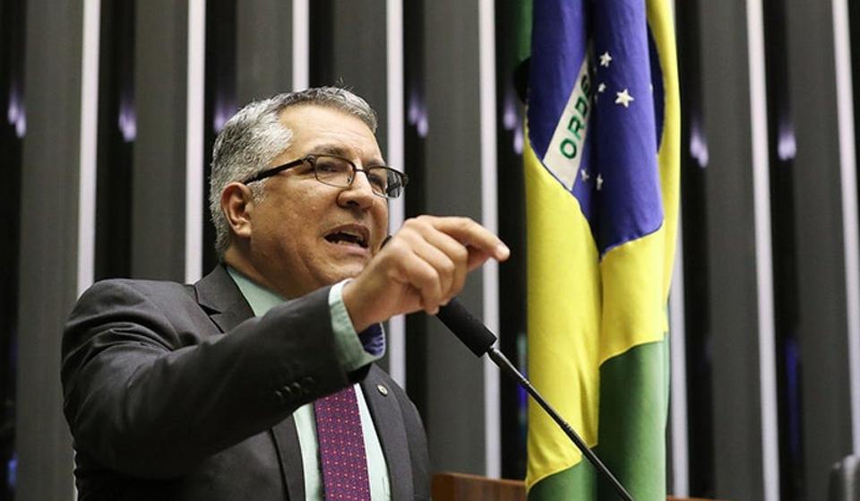 وزير الصحة السابق والنائب الفيدرالي حاليا في الكونغرس البرازيلي في 2019( المصدر: لولا ماركيوس، الكونغرس البرازيلي )
