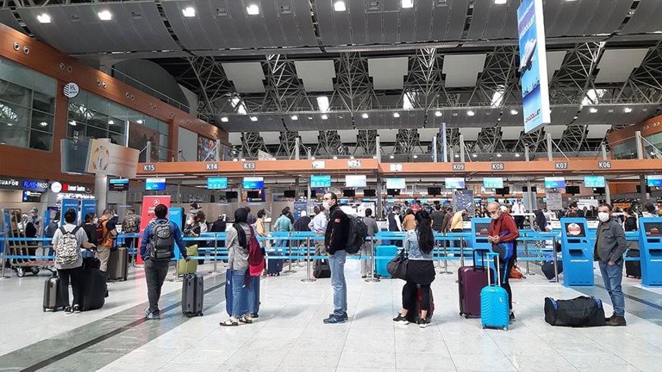 27 مليون شخص يسافرون عبر مطارات إسطنبول في 8 شهور
