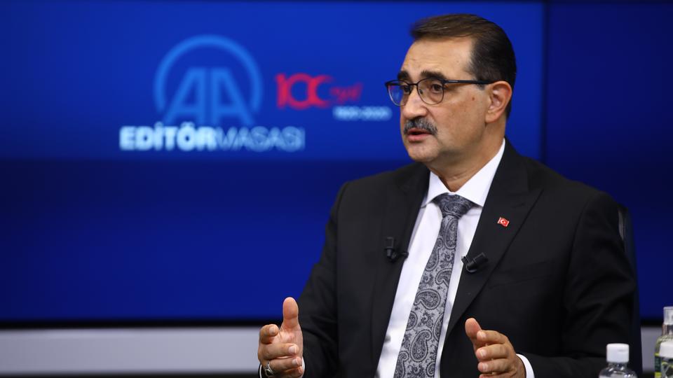 وزير الطاقة والموارد الطبيعية التركي فاتح دونماز، بأن بلاده استخرجت 47 ألف برميل نفط يومياً على مدار عام 2019