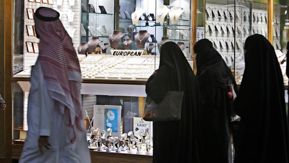 تجار ألماس إسرائيليون يتوجهون إلى دبي لفتح آفاق تجارة الألماس