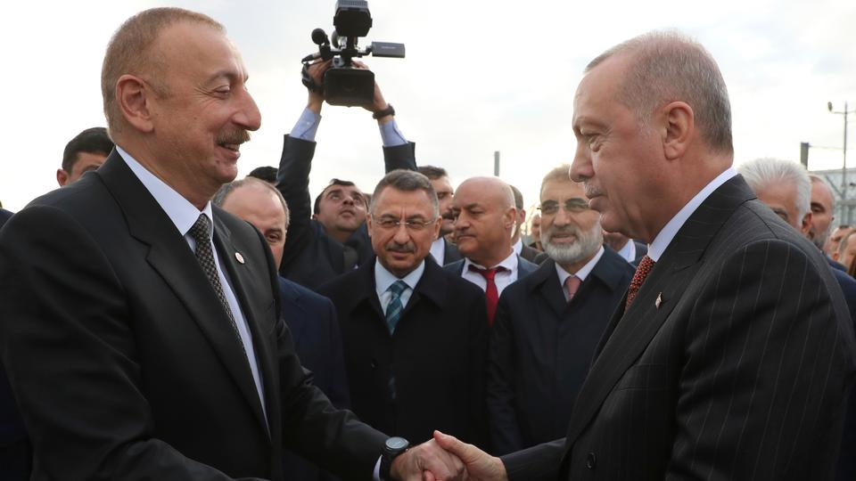 علييف يهنئ أردوغان والشعب التركي بمناسبة عيد الجمهورية