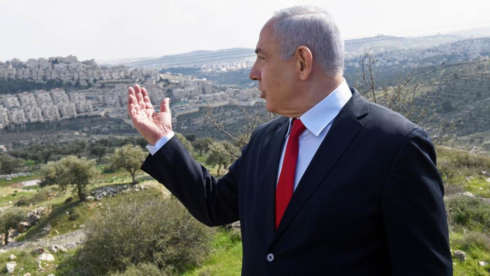 قال مكتب نتنياهو إن الاتفاقيات المعدلة ستوسع التعاون العلمي بين إسرائيل والولايات المتحدة ليشمل يهودا والسامرا (الضفة الغربية) ومرتفعات الجولان