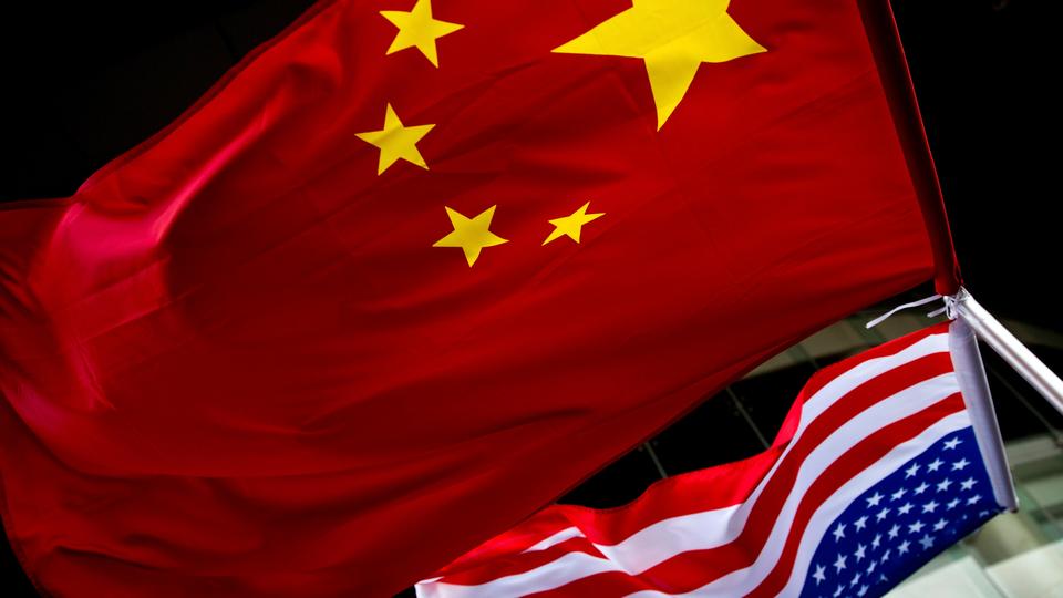 الجيش الصيني يطالب واشنطن بالكف عن التحركات الاستفزازية في بحر الصين