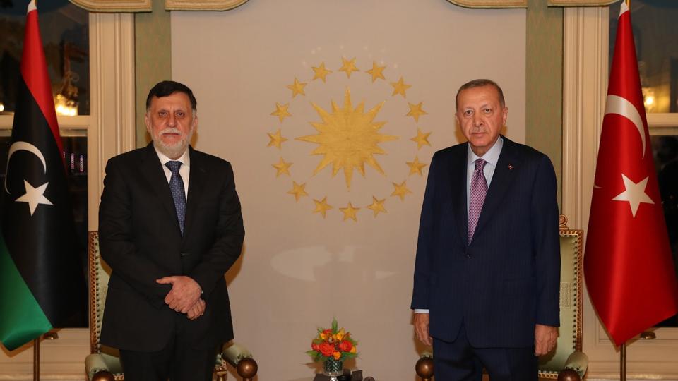 أردوغان يؤكد عزم تركيا على تعزيز علاقاتها مع حكومة الوفاق