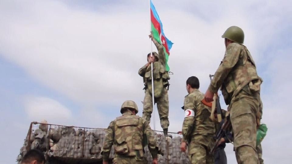 وزارة الدفاع التركية نقلاً عن مصادر أذربيجانية تعلن تحرير الجيش الأذربيجاني 22 منطقة سكنية حتى اليوم من الاحتلال الأرميني