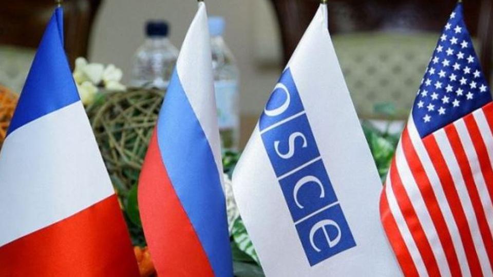 مجموعة مينسك المعنية بتسوية النزاع بين أذربيجان وأرمينيا تترأسها بشكل مشترك روسيا والولايات المتحدة وفرنسا