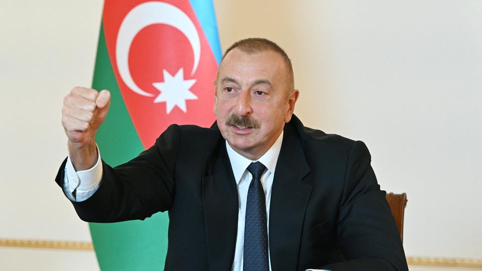 وكان الرئيس الأذربيجاني قد أعلن في وقت سابق السبت تحرير جيش بلاده كامل مدينة فضولي من الاحتلال الأرميني