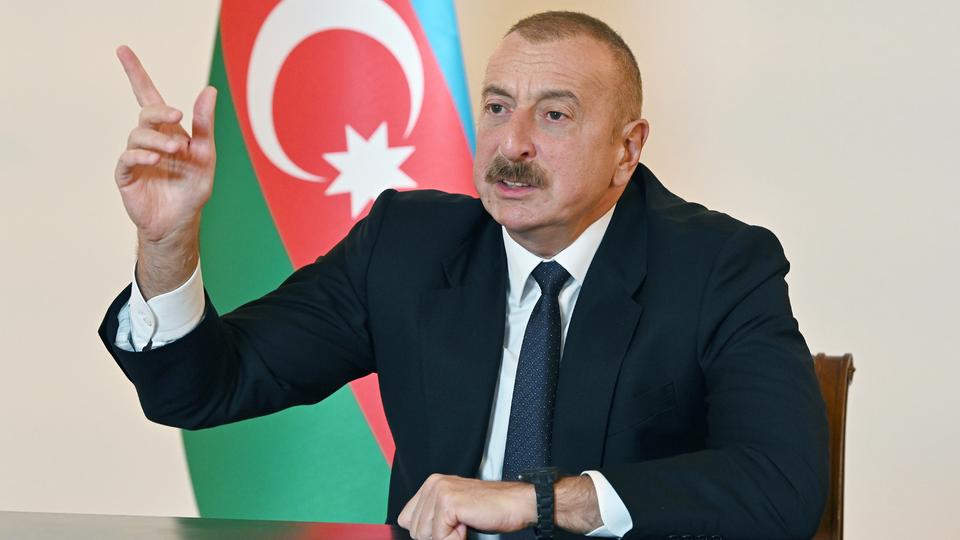حمّل الرئيس الأذربيجاني أرمينيا مسؤولية الجرائم المرتكبة بحق المدنيين وتوعد بالرد المناسب عليها