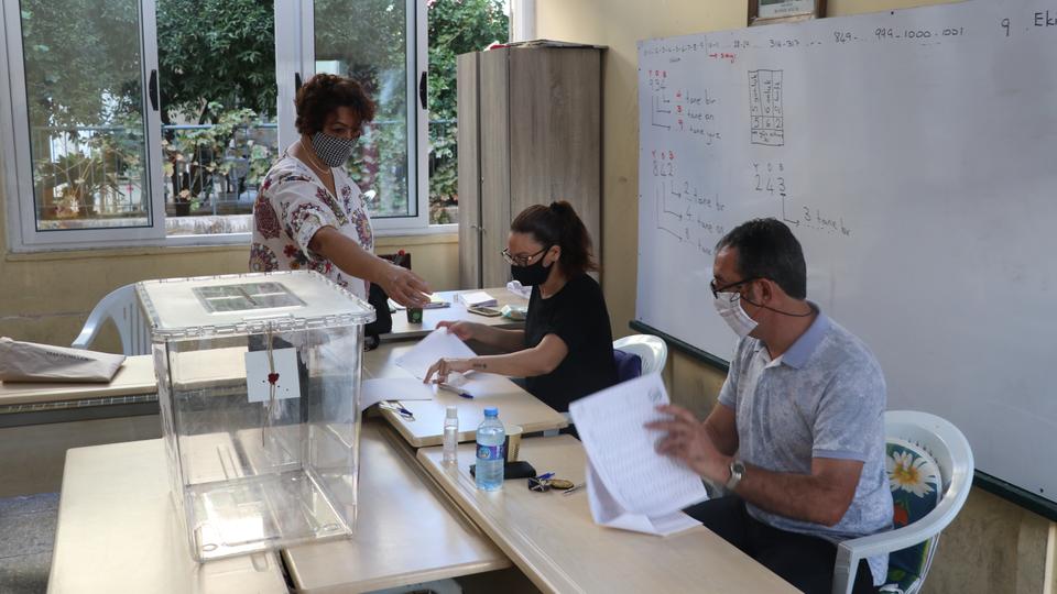 عملية التصويت في شمال قبرص التركية بدأت في تمام الثامنة صباحاً