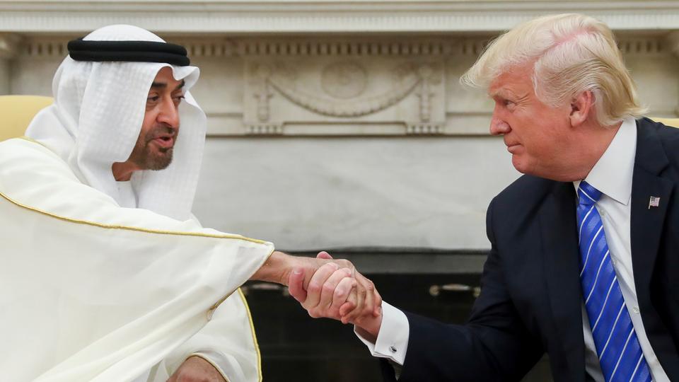 الرئيس الأمريكي يدعو ولي عهد الإمارات إلى تشجيع دول أخرى على التطبيع مع إسرائيل