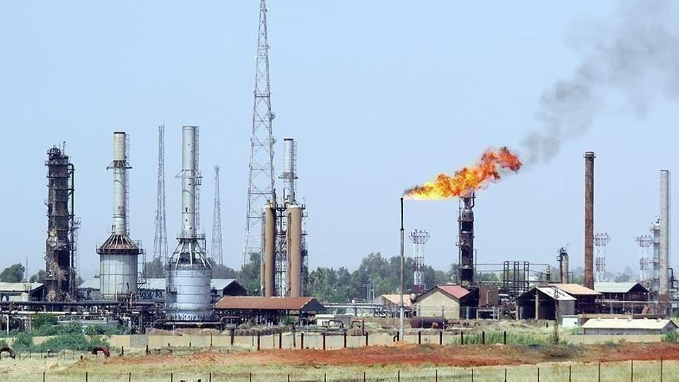 إدارة حقل الشرارة أكبر حقول النفط في ليبيا، تعلن بدء ضخ الخام إلى ميناء رأس لانوف من الاثنين