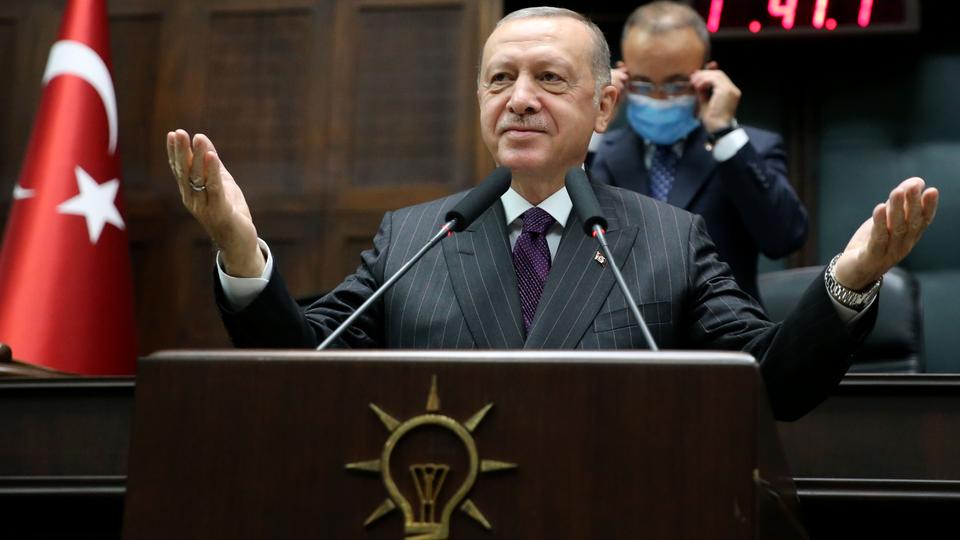 أردوغان: سنواصل بشكل عملي إظهار الرد الذي تستحقه اليونان وقبرص الرومية اللتان لم تفيا بوعودهما في المباحثات