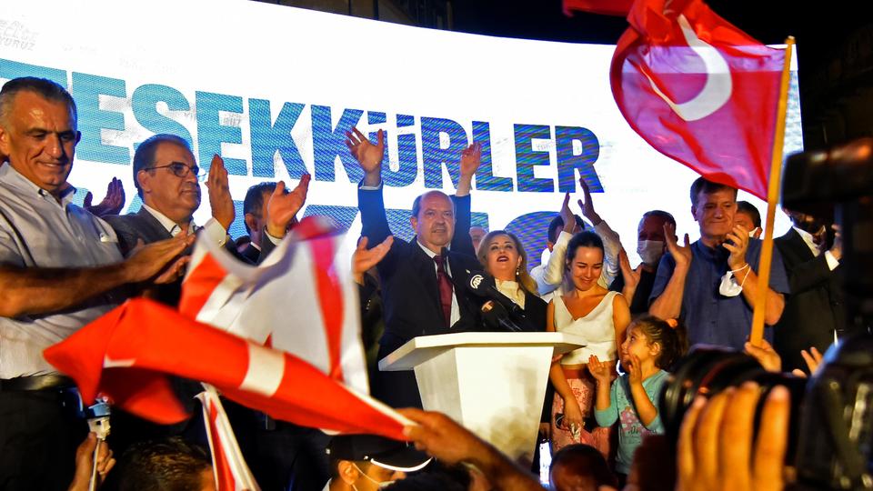 قال رئيس جمهورية شمال قبرص التركية المنتخب أرسين تتار إنه سيحرص على أن يكون رئيساً لجميع القبارصة الأتراك