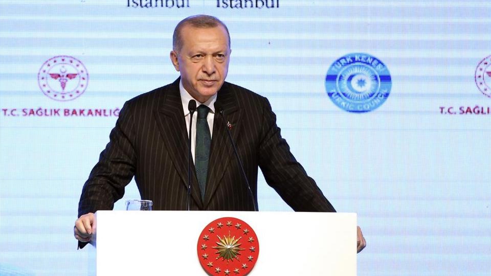الرئيس التركي يقول إن بلاده سخرت طاقاتها كافة لإنجاز عمليات البحث وإنقاذ ضحايا الزلزال