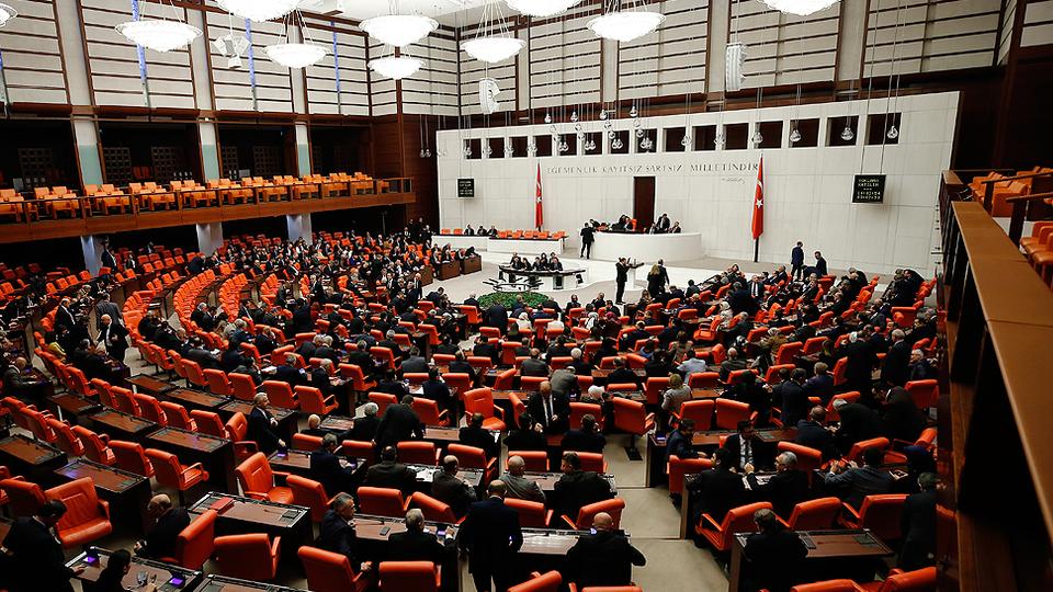 الرئاسة التركية طلبت من البرلمان الموافقة على إرسال قوات إلى أذربيجان لمدة عام واحد لرعاية وقف إطلاق النار