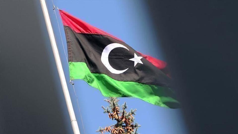 شهود عيان ووسائل إعلام محلية تفيد باغتيال الناشطة حنان البرعصي على يد مسلحين في بنغازي شرقي ليبيا