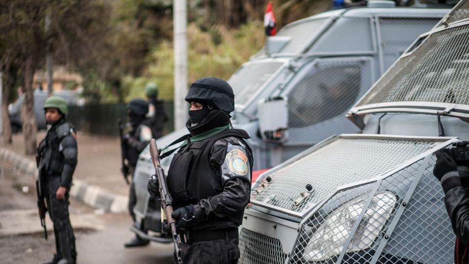 الاتحاد الأوروبي يطالب السلطات المصرية بإطلاق سراح قيادات 